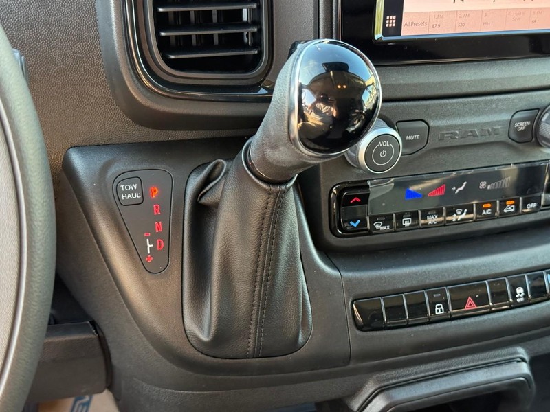 Ram ProMaster Cargo Van Vehicle Image 15