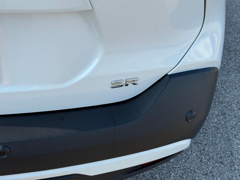 Nissan Kicks Vehicle Image 07