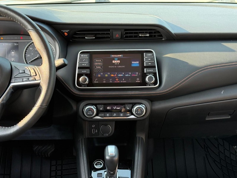 Nissan Kicks Vehicle Image 17