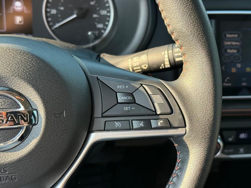 Nissan Kicks Vehicle Image 24