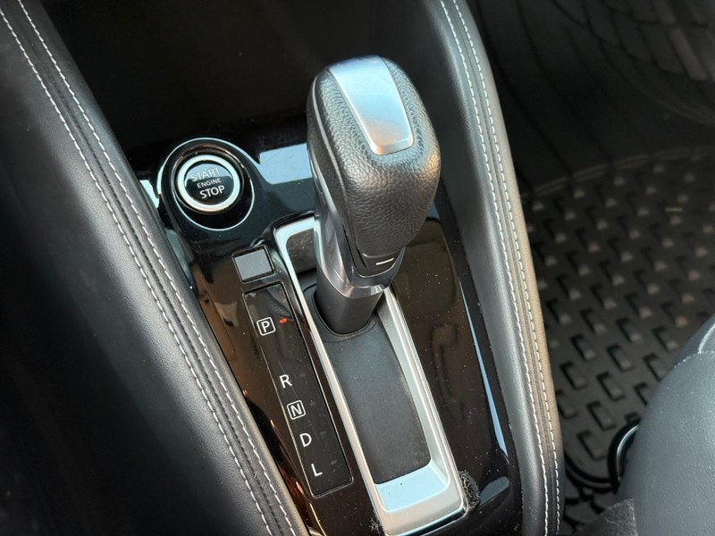 Nissan Kicks Vehicle Image 26