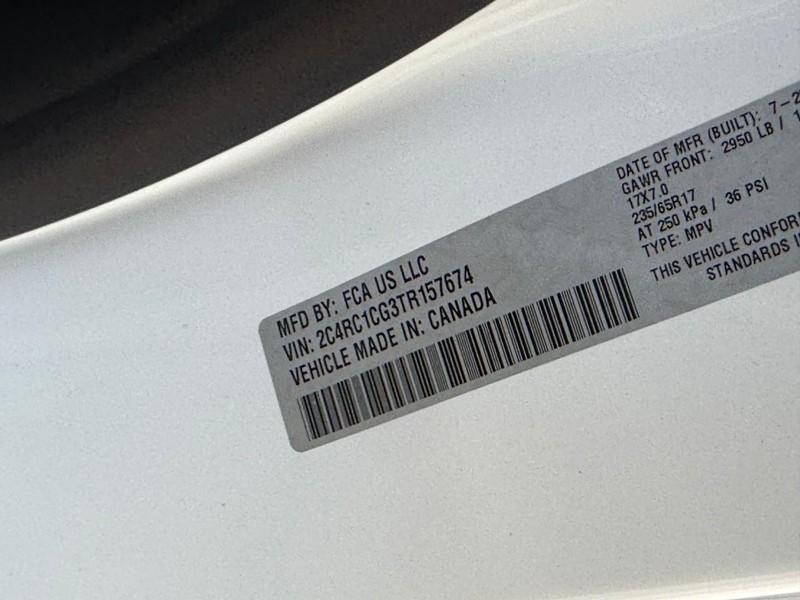 Chrysler Voyager Vehicle Image 21