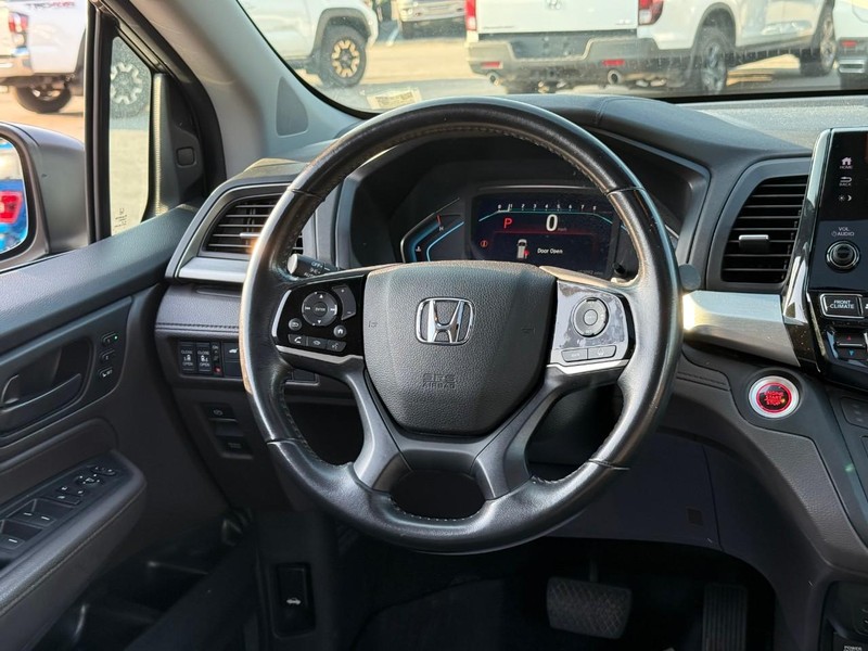 Honda Odyssey Vehicle Image 16