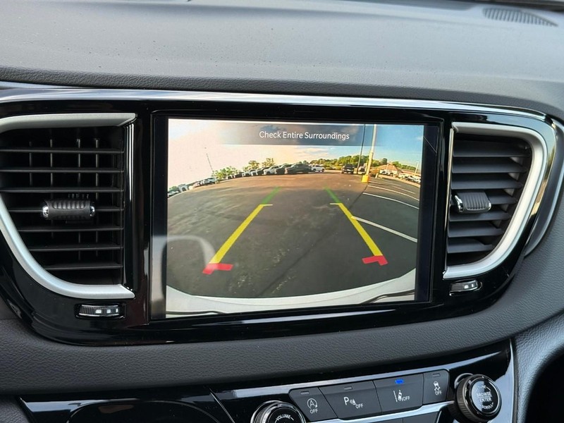 Chrysler Voyager Vehicle Image 19