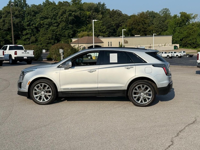 Cadillac XT5 Vehicle Image 03
