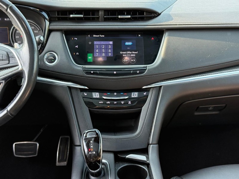 Cadillac XT5 Vehicle Image 17