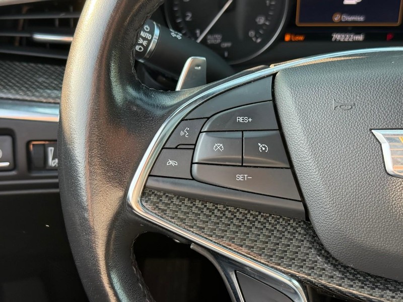 Cadillac XT5 Vehicle Image 23