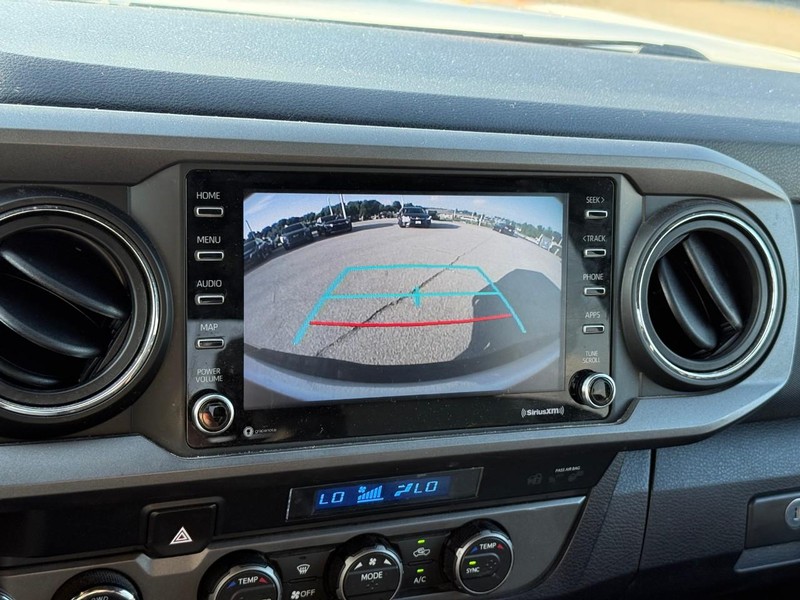 Toyota Tacoma 4WD Vehicle Image 26