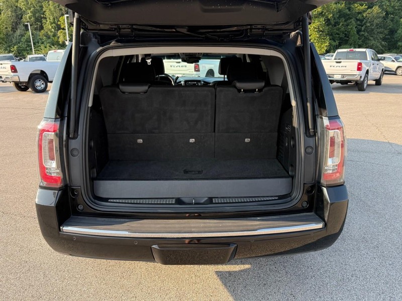 GMC Yukon Vehicle Image 07