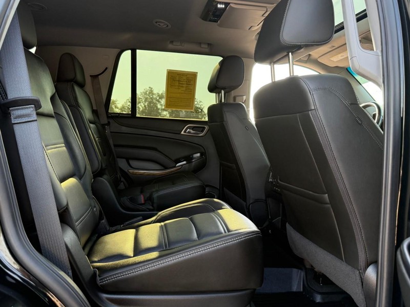 GMC Yukon Vehicle Image 13