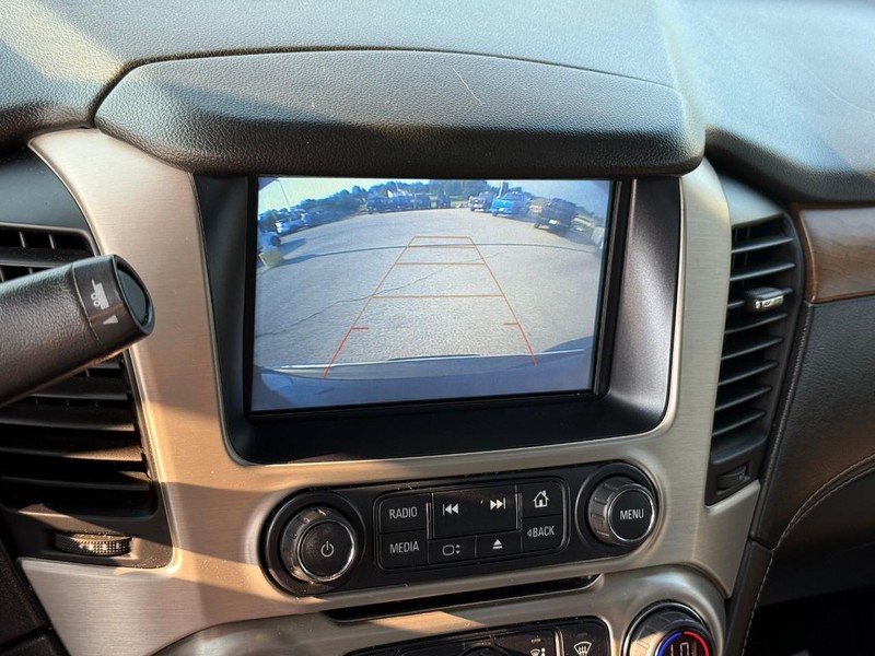 GMC Yukon Vehicle Image 30