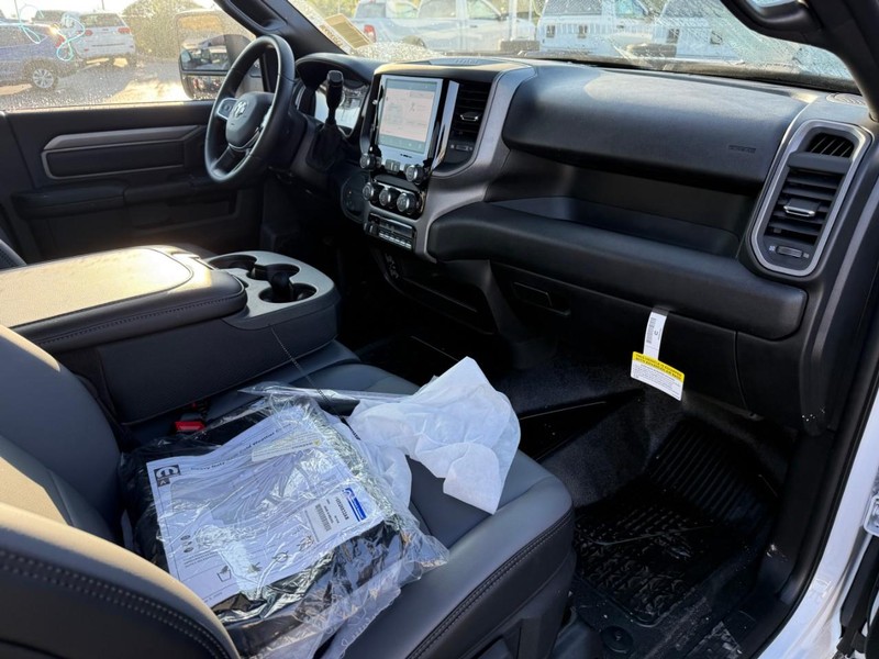 Ram 5500 Chassis Cab Vehicle Image 08