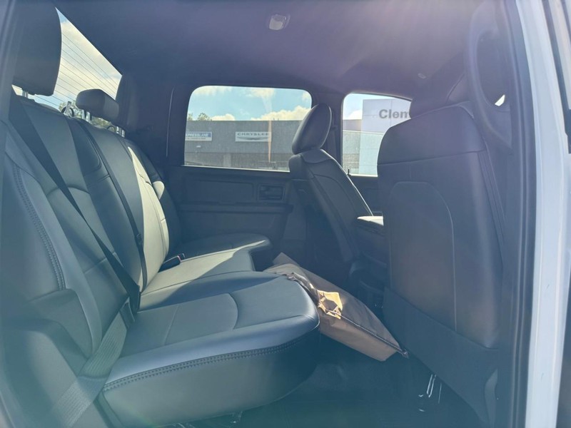Ram 5500 Chassis Cab Vehicle Image 07
