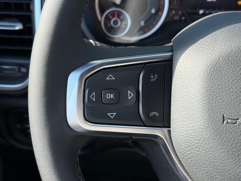 Ram 2500 Vehicle Image 15
