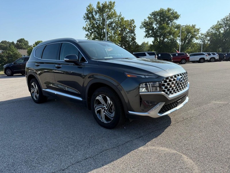 Hyundai Santa Fe Vehicle Image 11