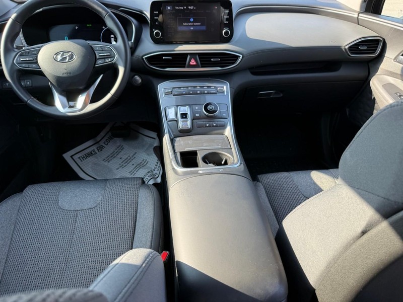 Hyundai Santa Fe Vehicle Image 14