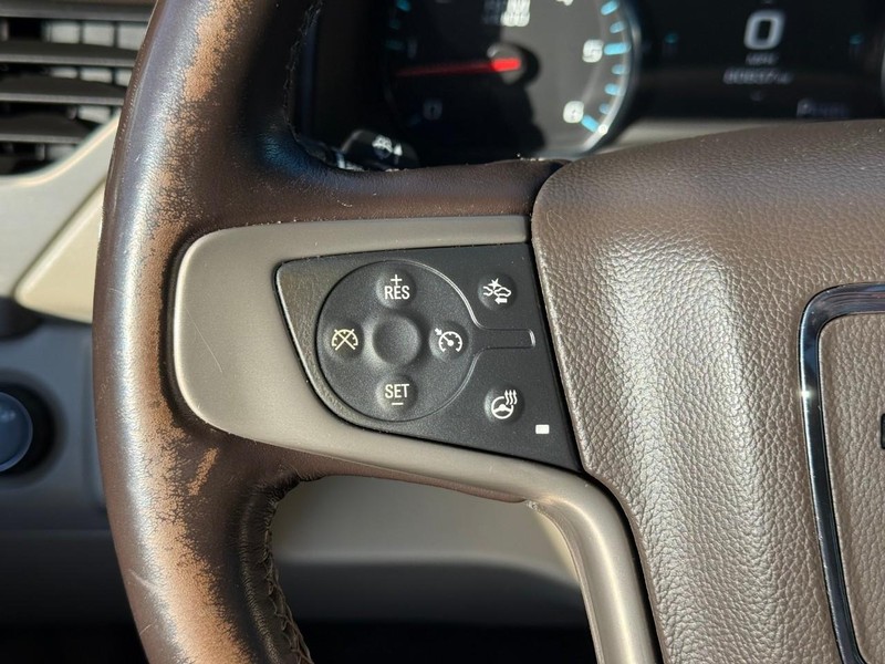 GMC Yukon Vehicle Image 25