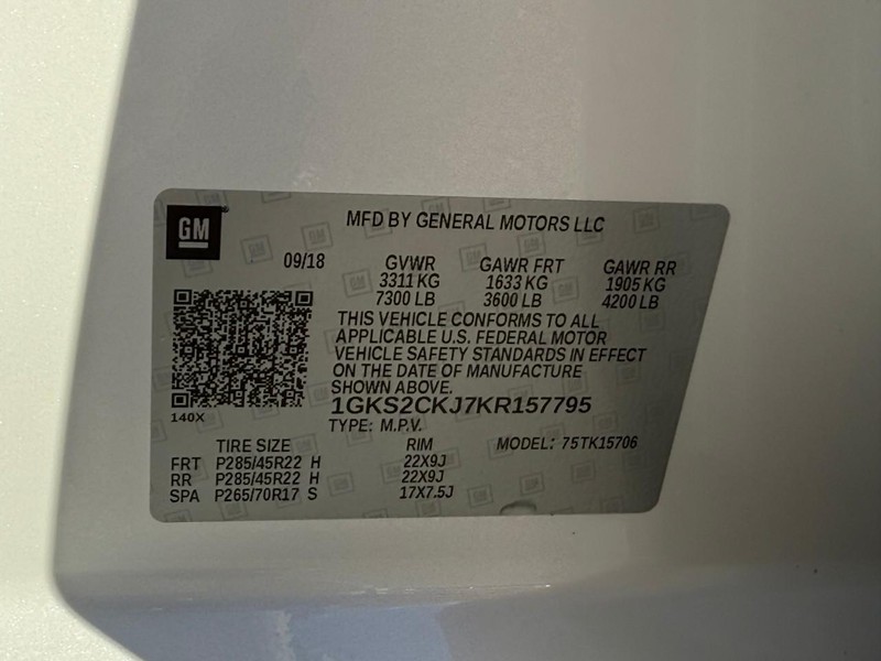 GMC Yukon Vehicle Image 30