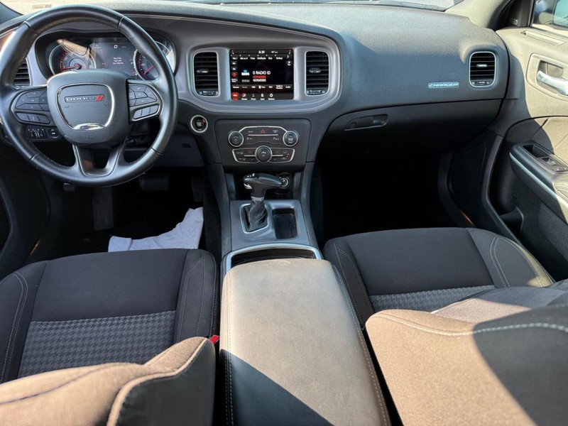 Dodge Charger Vehicle Image 14