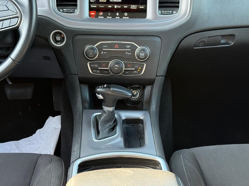 Dodge Charger Vehicle Image 17