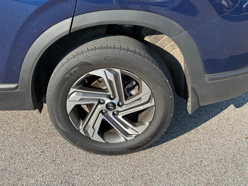 Hyundai Santa Fe Vehicle Image 05