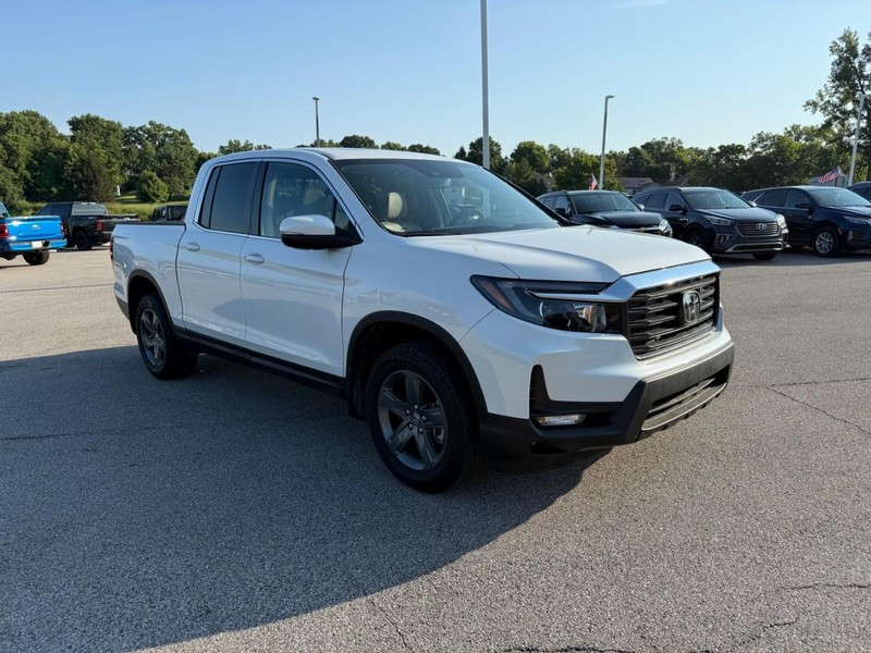 Honda Ridgeline Vehicle Image 12