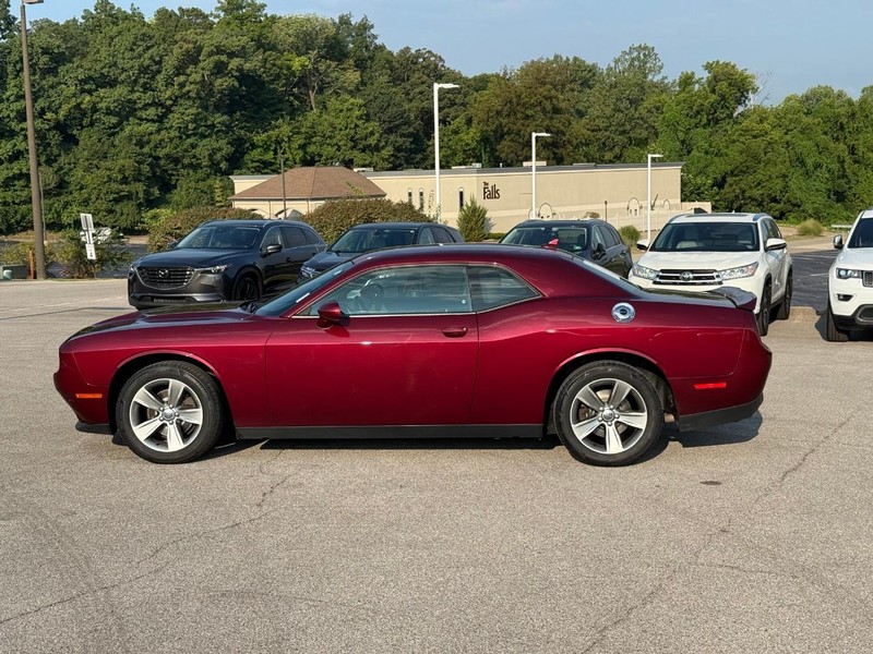 Dodge Challenger Vehicle Image 03