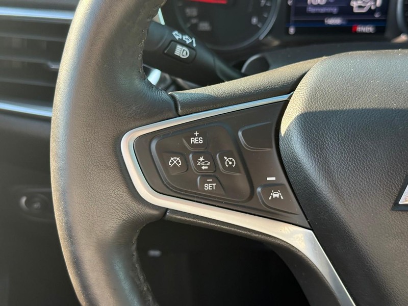 Chevrolet Equinox Vehicle Image 24