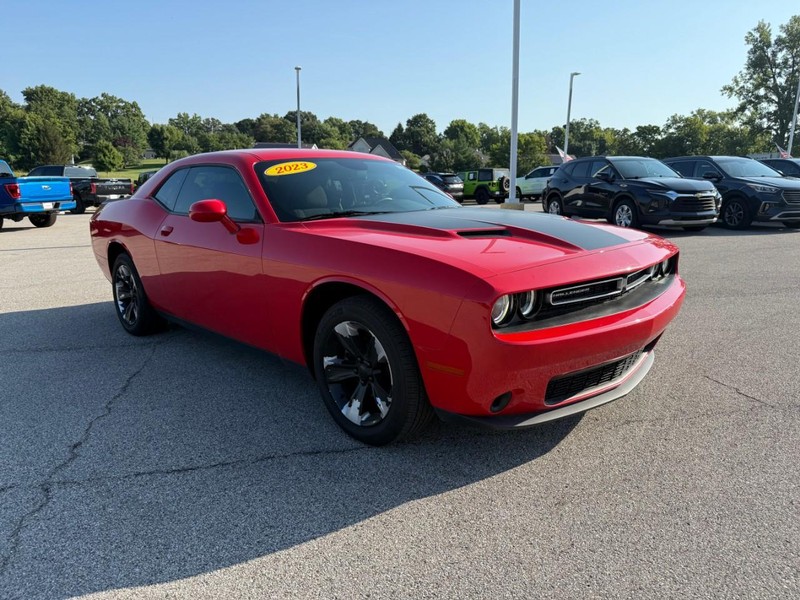 Dodge Challenger Vehicle Image 09