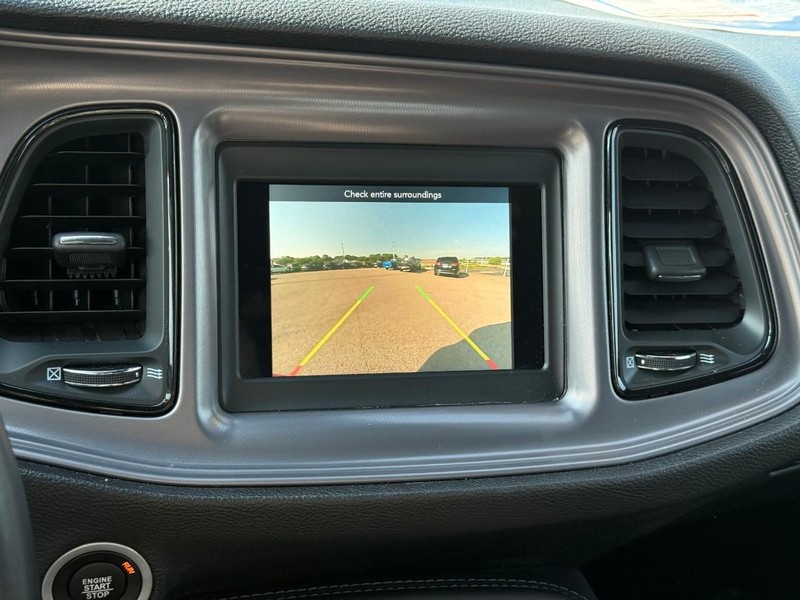 Dodge Challenger Vehicle Image 21