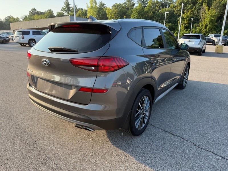 Hyundai Tucson Vehicle Image 09