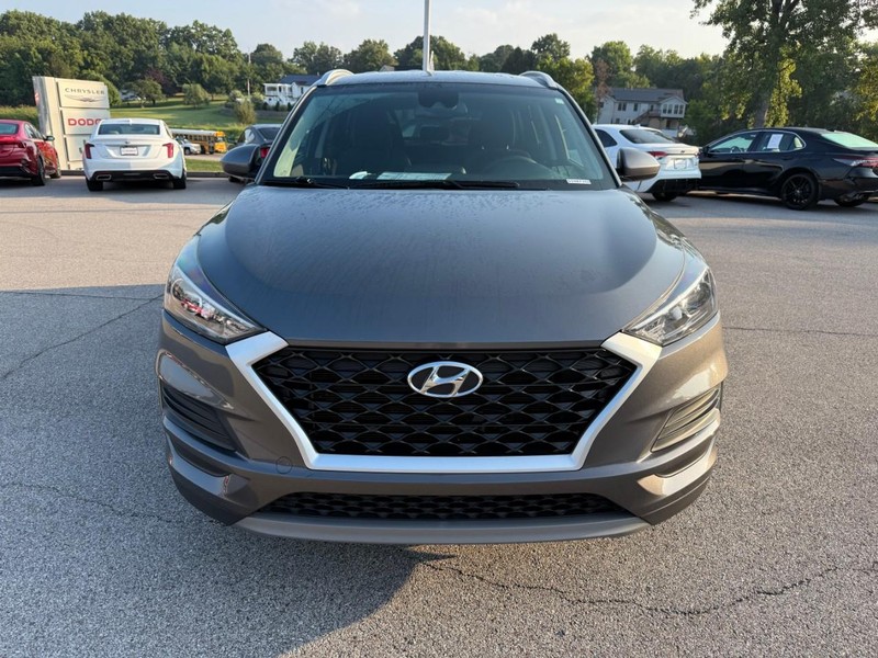 Hyundai Tucson Vehicle Image 12