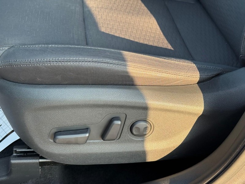 Hyundai Tucson Vehicle Image 22