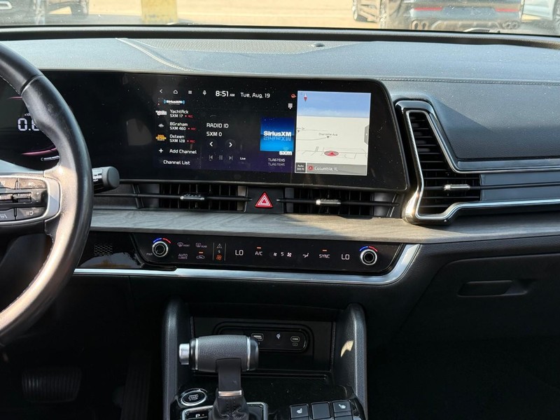 Kia Sportage Vehicle Image 17