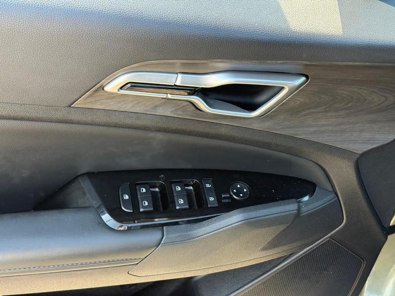 Kia Sportage Vehicle Image 19