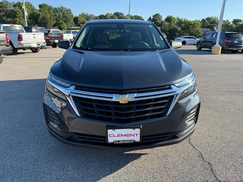 Chevrolet Equinox Vehicle Image 13