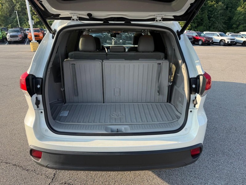 Toyota Highlander Vehicle Image 08