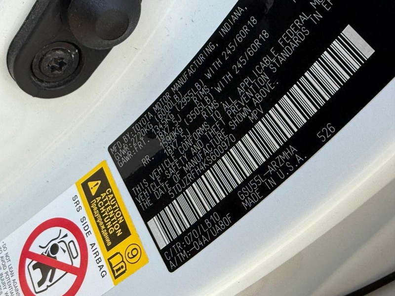 Toyota Highlander Vehicle Image 31