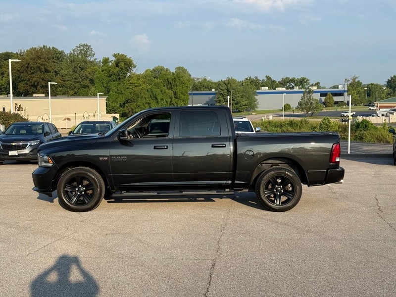 Ram 1500 Vehicle Image 03