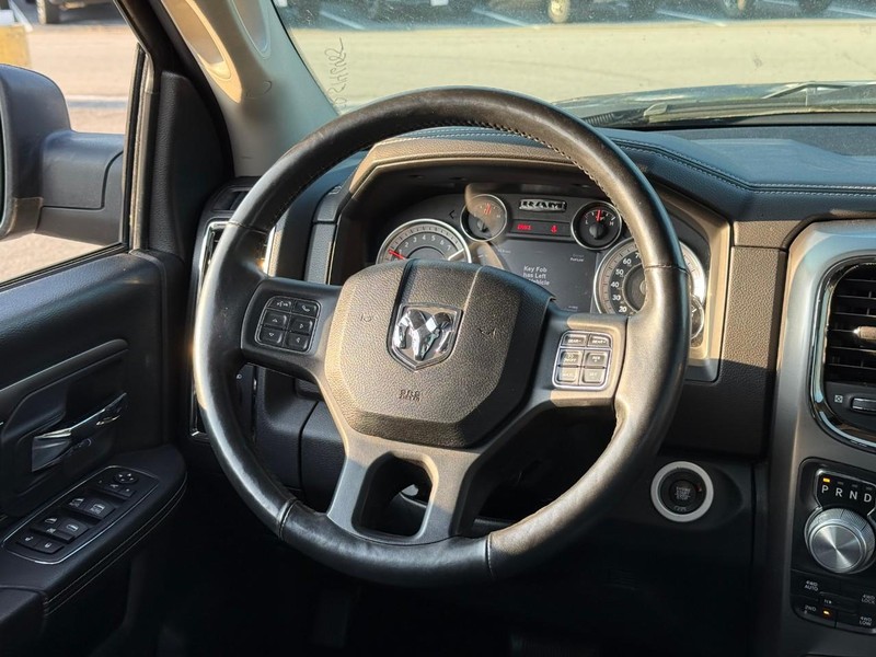 Ram 1500 Vehicle Image 16