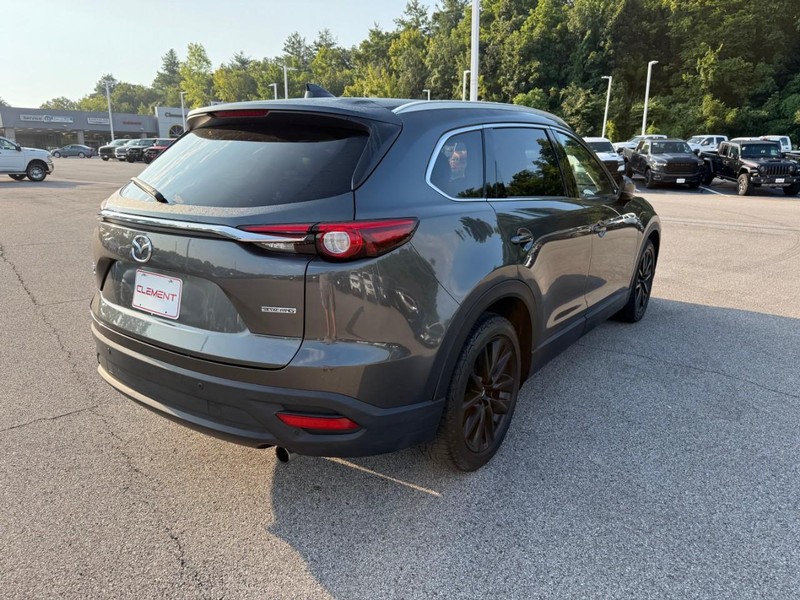 Mazda CX-9 Vehicle Image 11