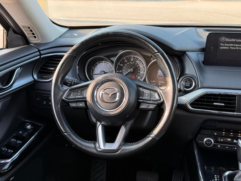 Mazda CX-9 Vehicle Image 16
