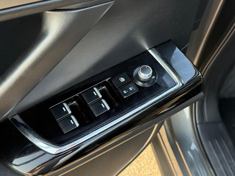 Mazda CX-9 Vehicle Image 20