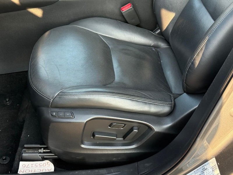 Mazda CX-9 Vehicle Image 21
