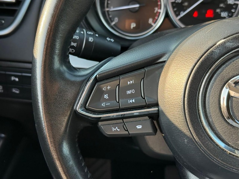 Mazda CX-9 Vehicle Image 23