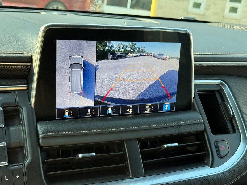 GMC Yukon Vehicle Image 33