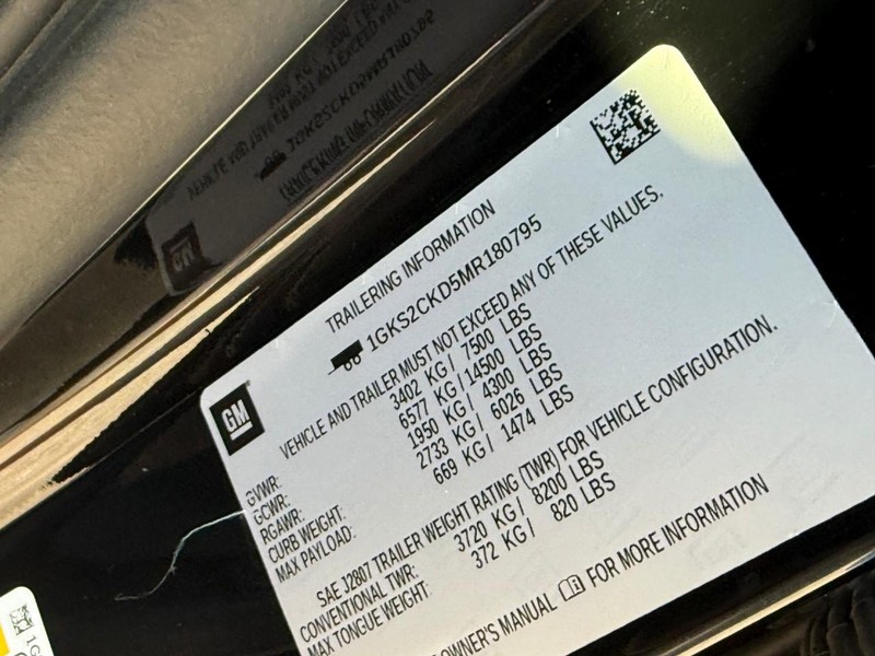 GMC Yukon Vehicle Image 34