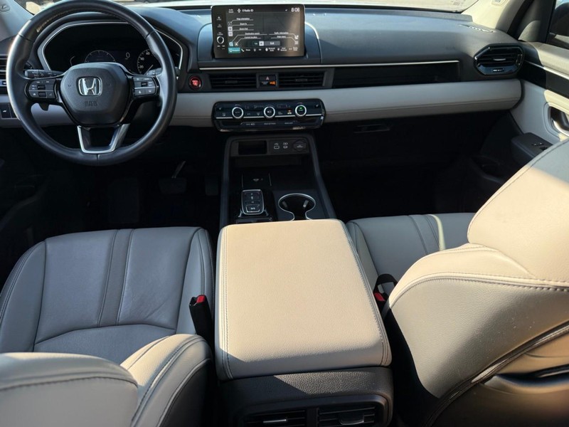 Honda Pilot Vehicle Image 16