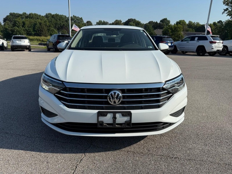 Volkswagen Jetta Vehicle Image 12