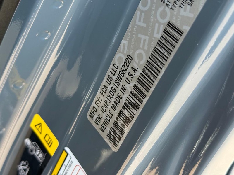 Jeep Wrangler Vehicle Image 20